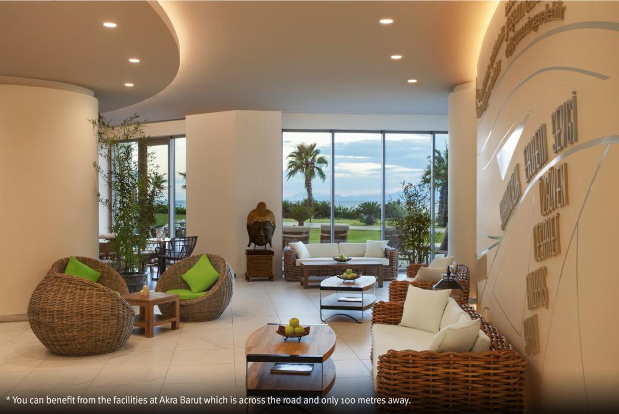 Akra V - Access To Akra Hotel 4*