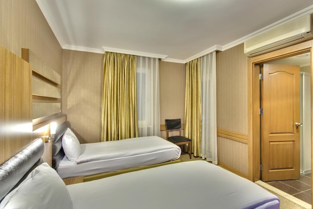 Antroyal 3*