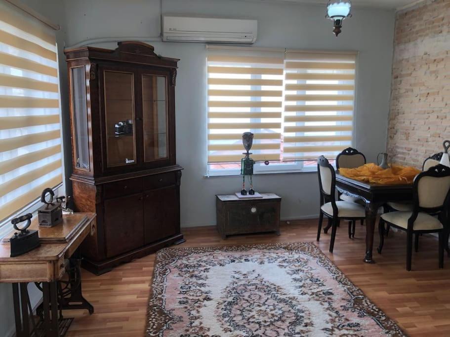 Apartment Tarihi Kaleici Muethis Lokasyon 2+1 Uygun Fiyat Antalya