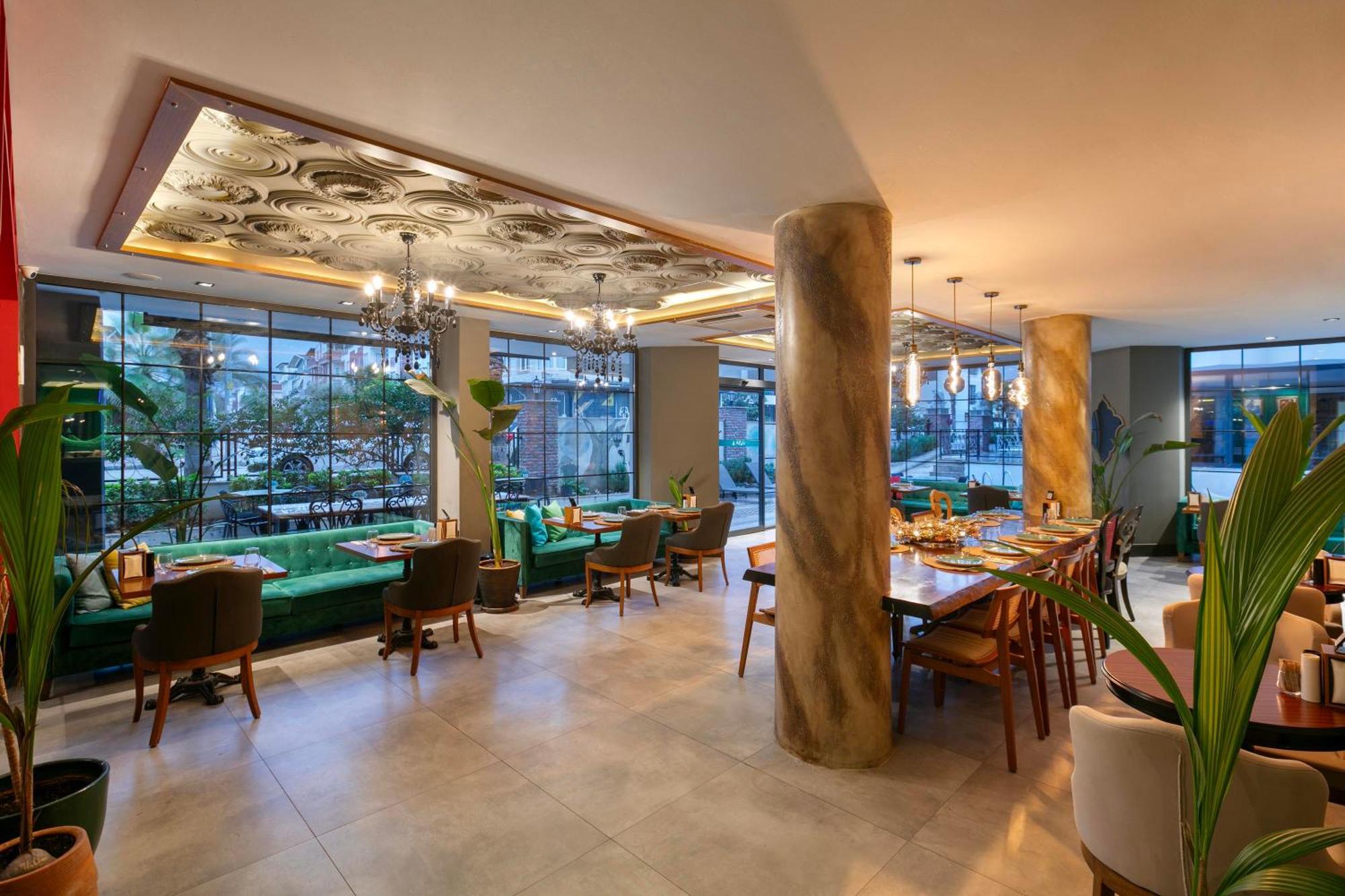 Azuu Boutique Hotel