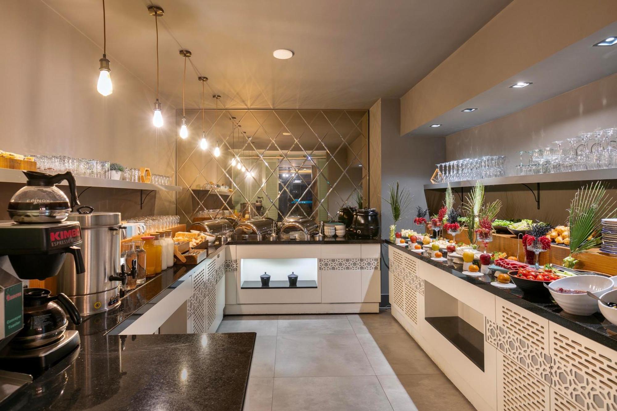 Azuu Boutique Hotel
