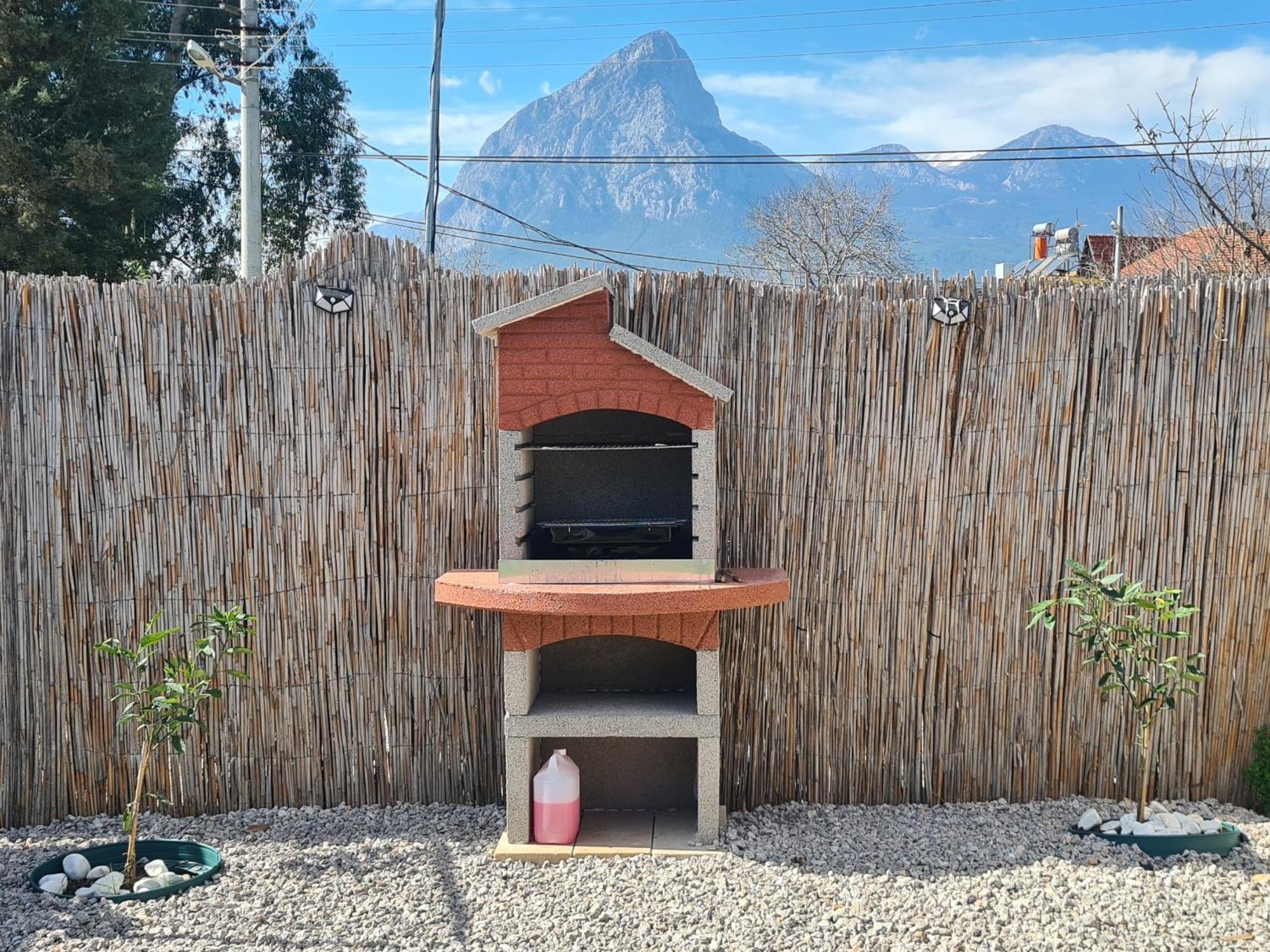 Orange House Private Garden Terrace Hot Tub Mountain Views Konyaalti *