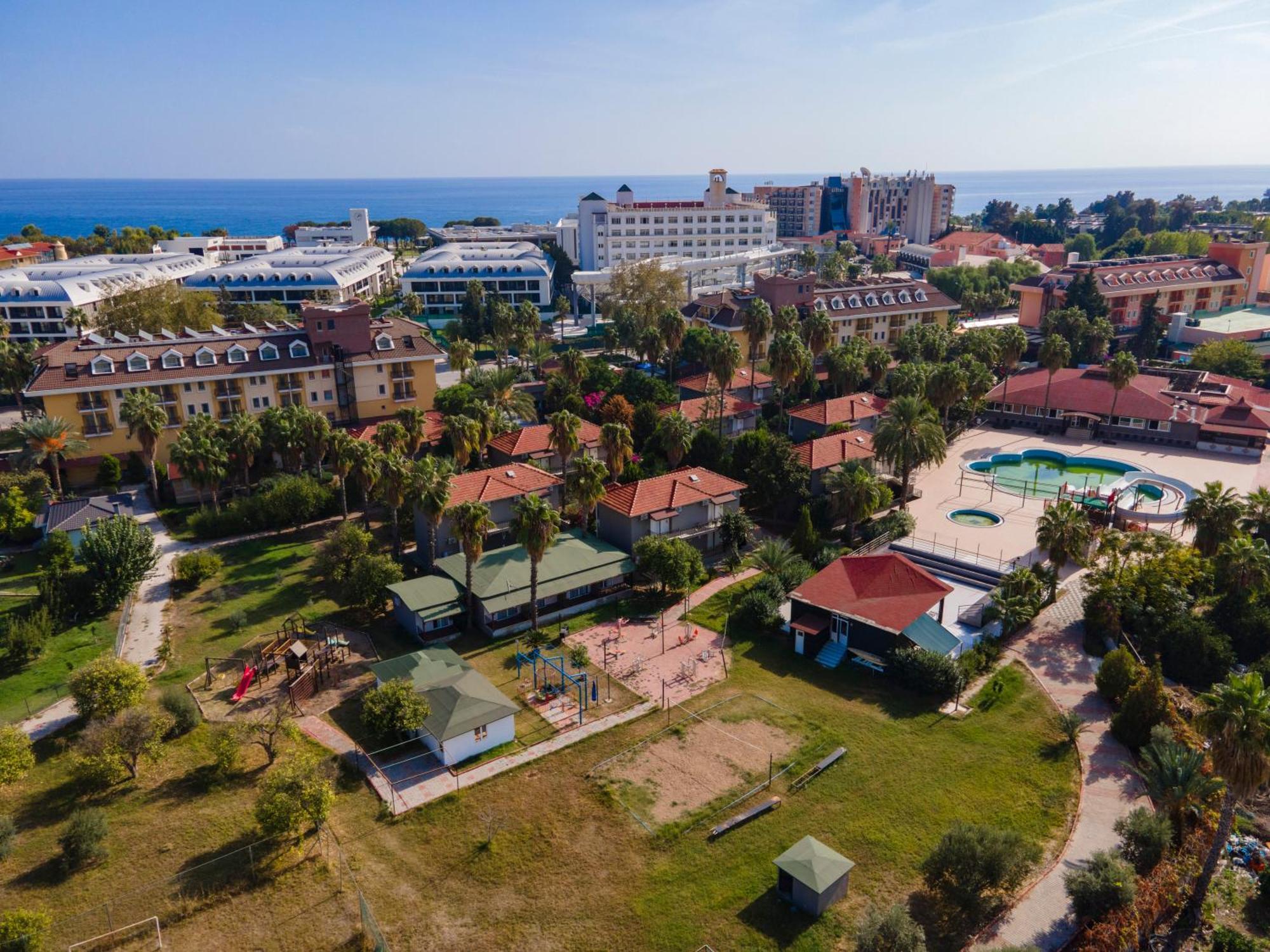 Hotel Mir'amor Garden 4*