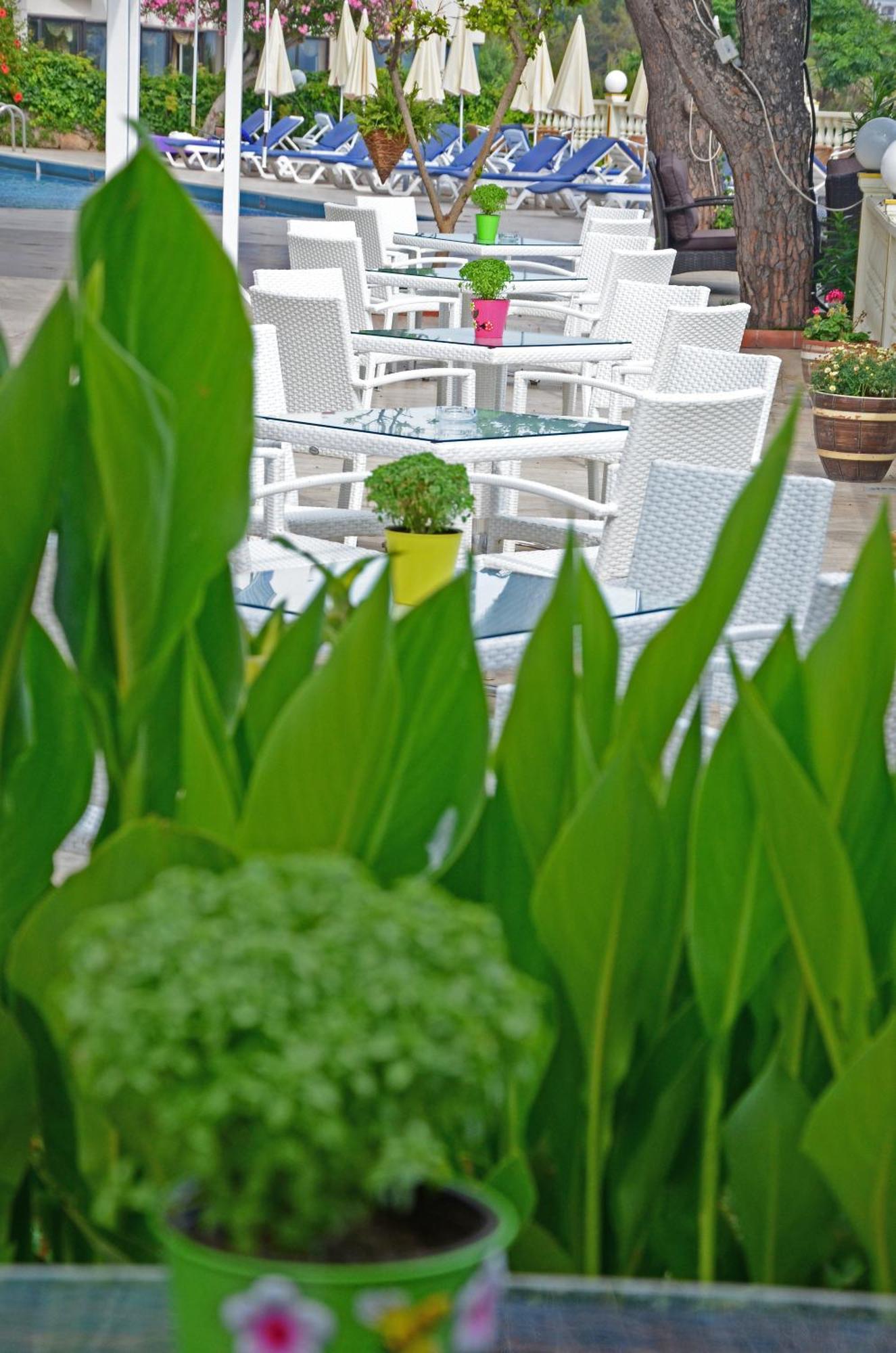 Lara (adults Only) Hotel 3*