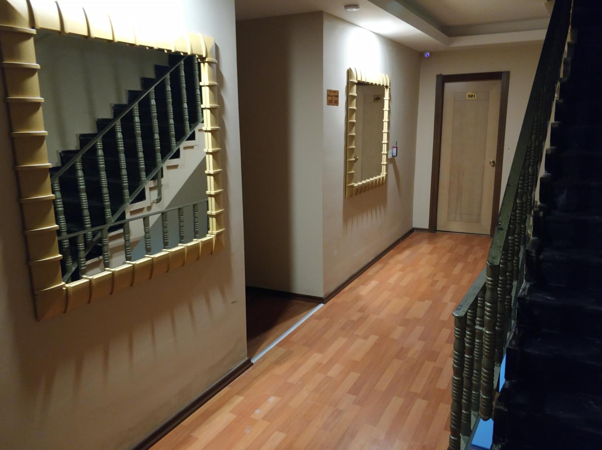 Gvar Old Town Otel Antalya