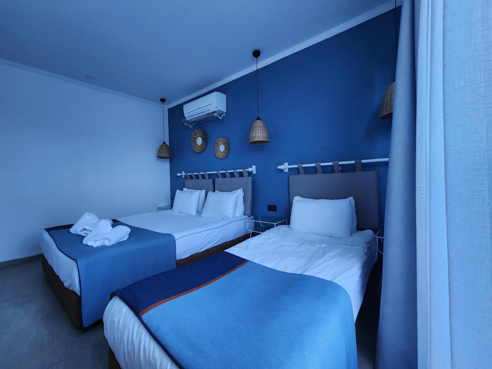 Otel Park & *
