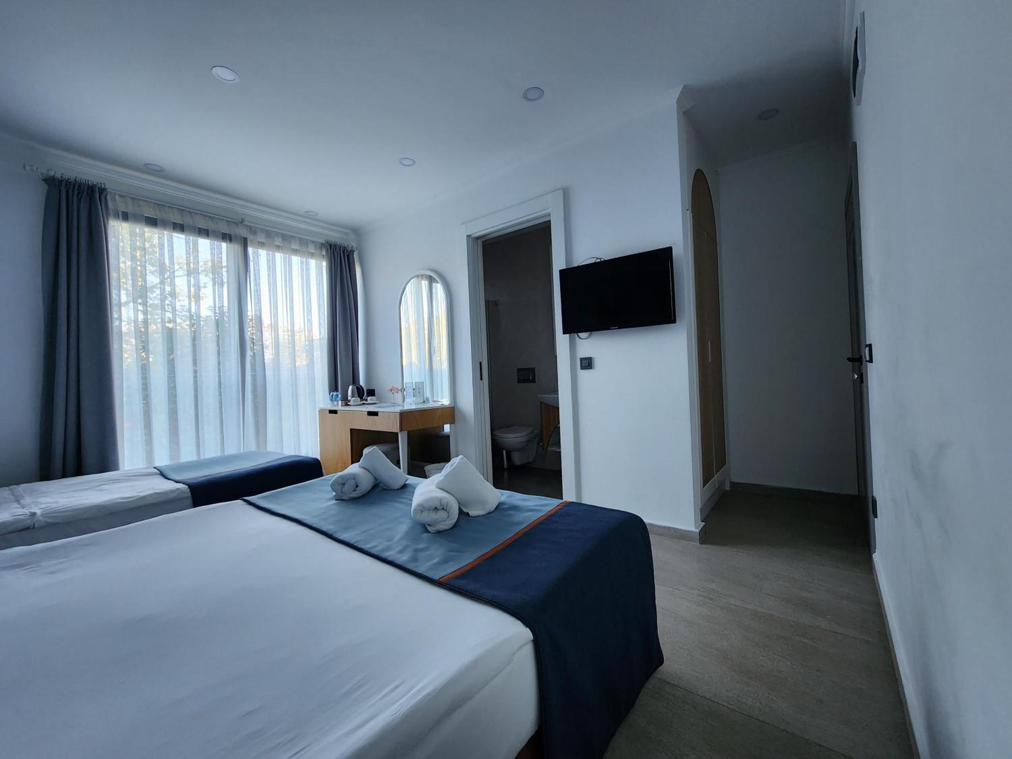 Park & Otel *