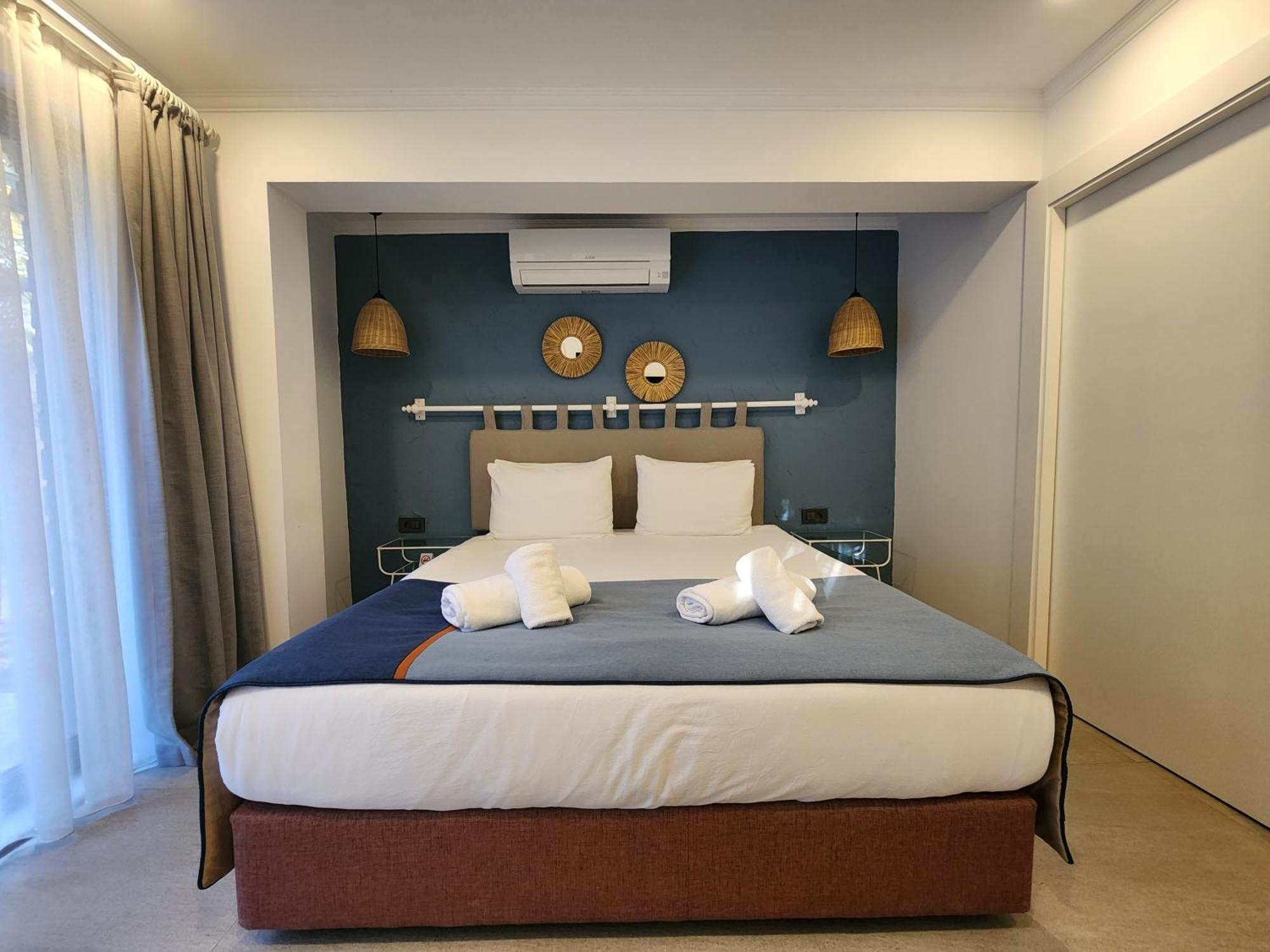 Park & Otel *