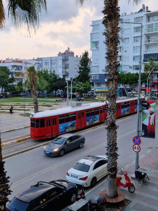 Bed & Breakfast With Sea View, Right In The Center Antalya