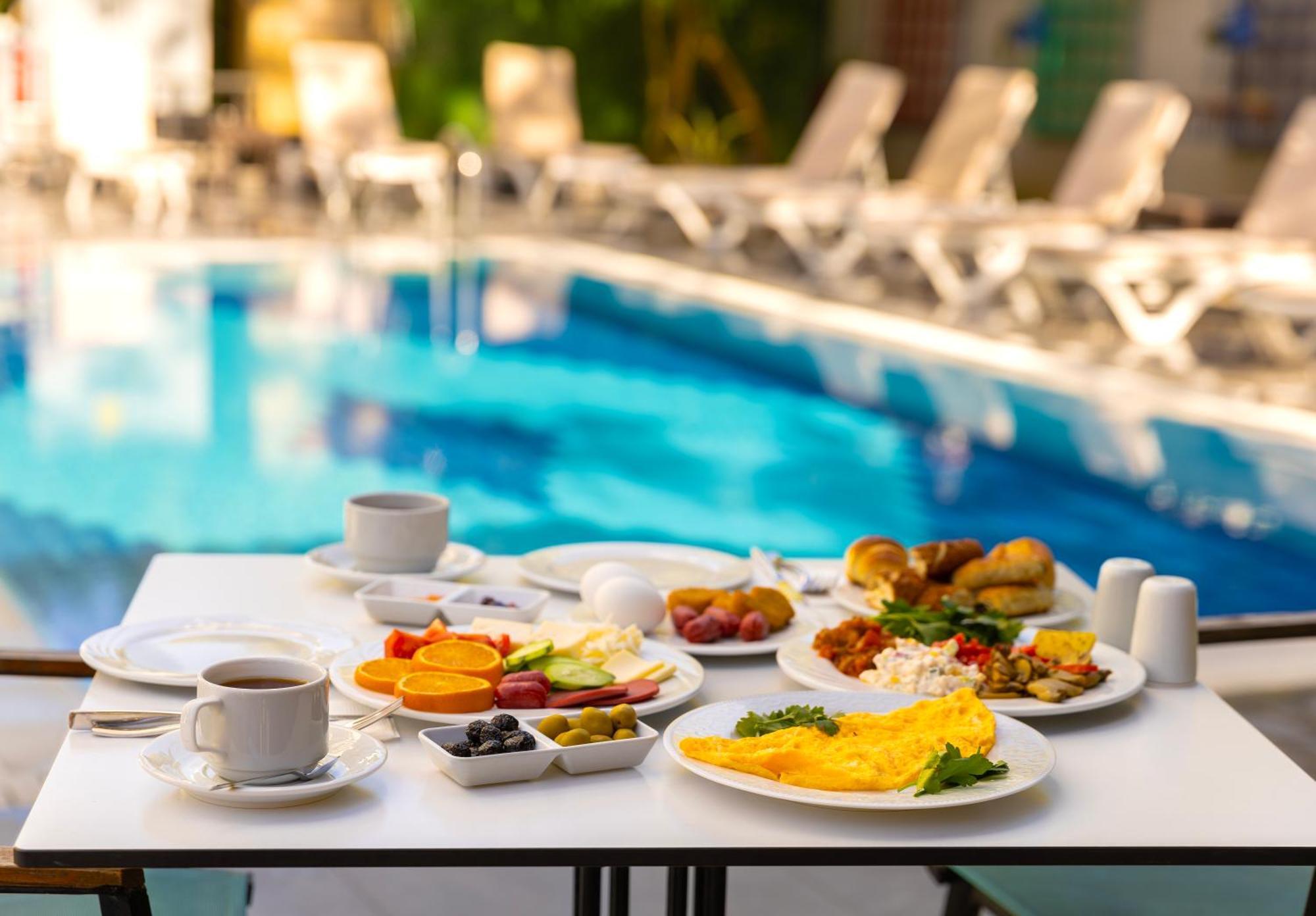 Hotel Mene 3*