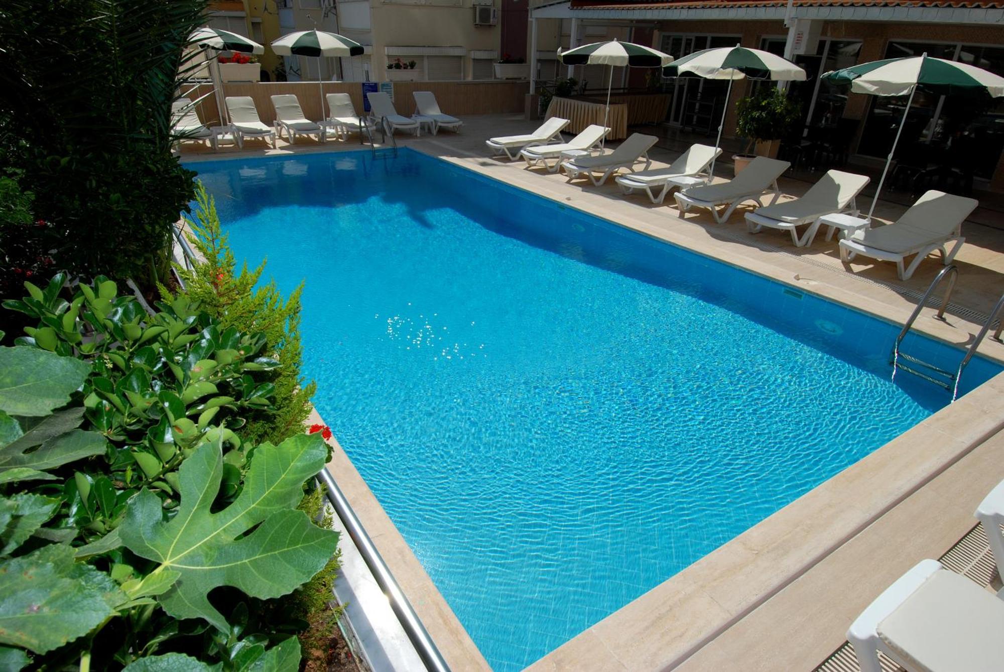 Hotel Lara Diamond 3*