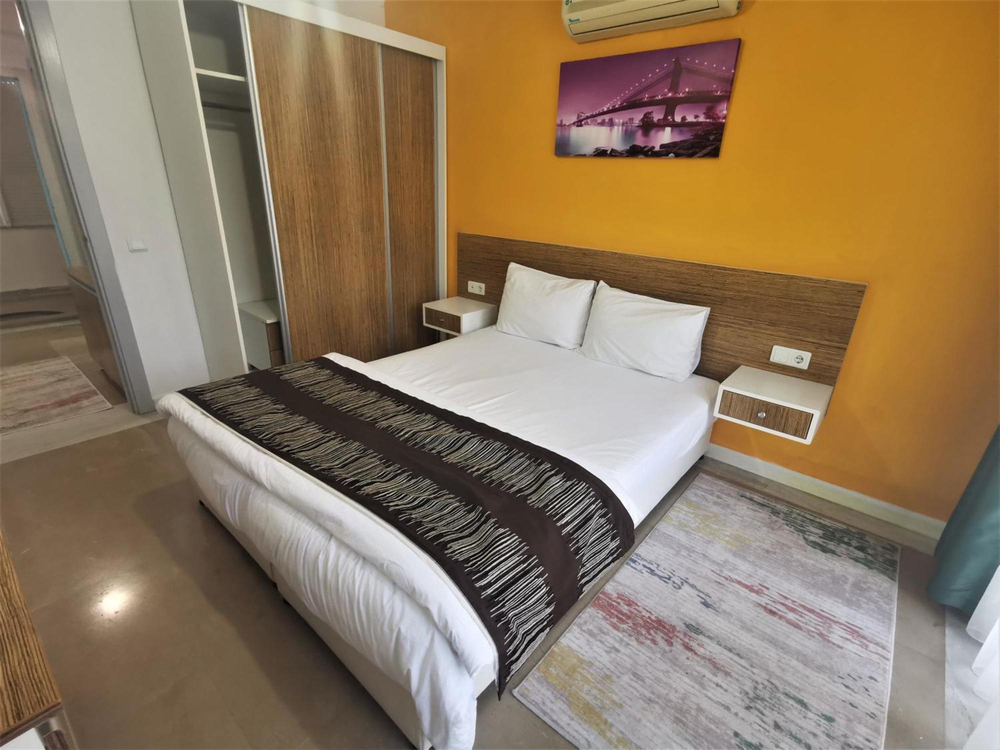 Aparthotel Maya Apart *