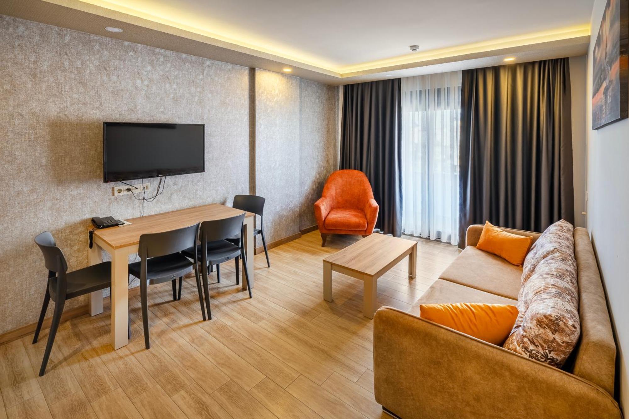 Apart Otel Golden World