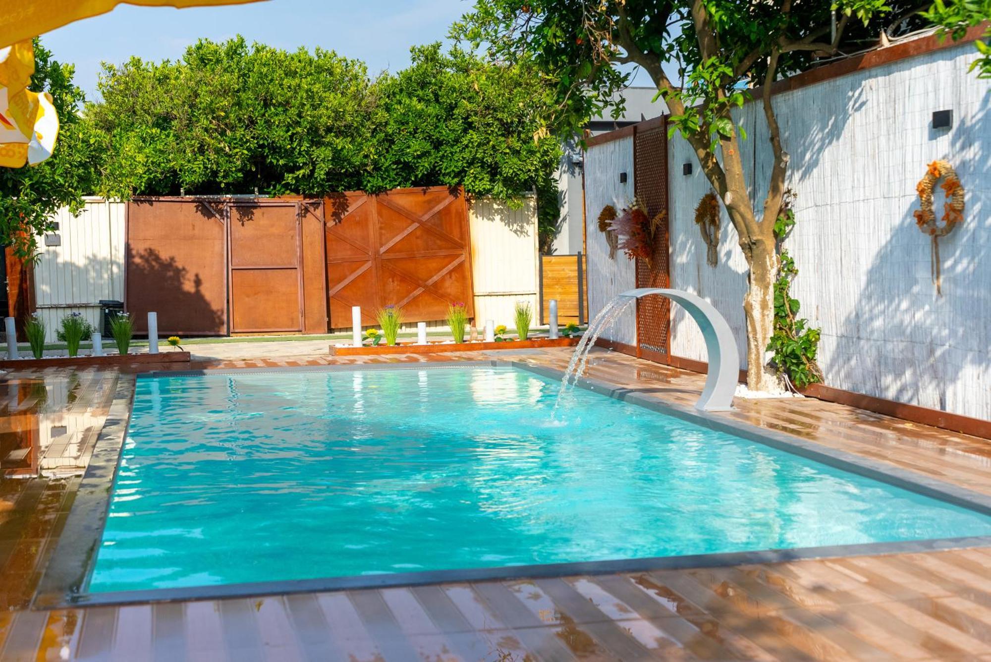 Collesium Garden Aparthotel