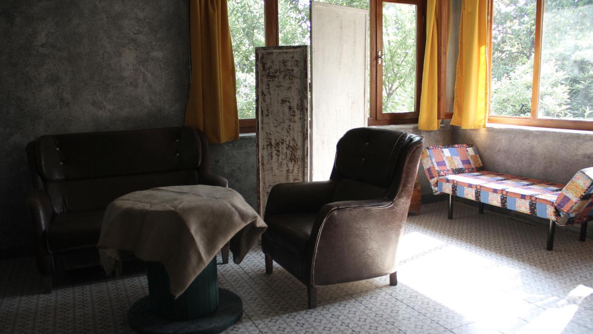 Role Street Hostel