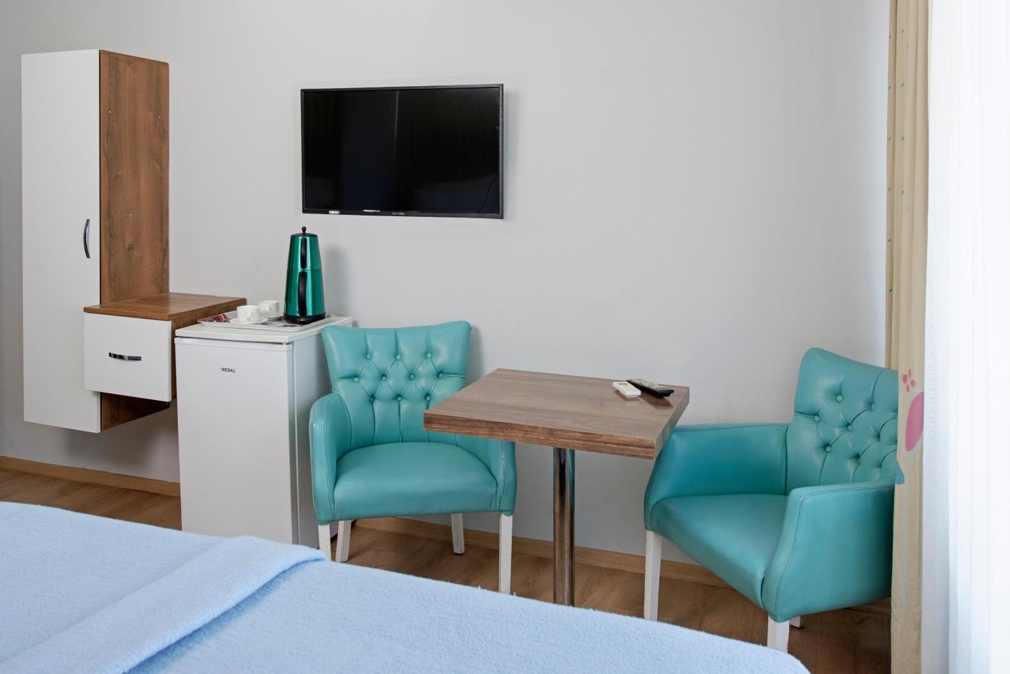 Otel Gvar Old Town 3*