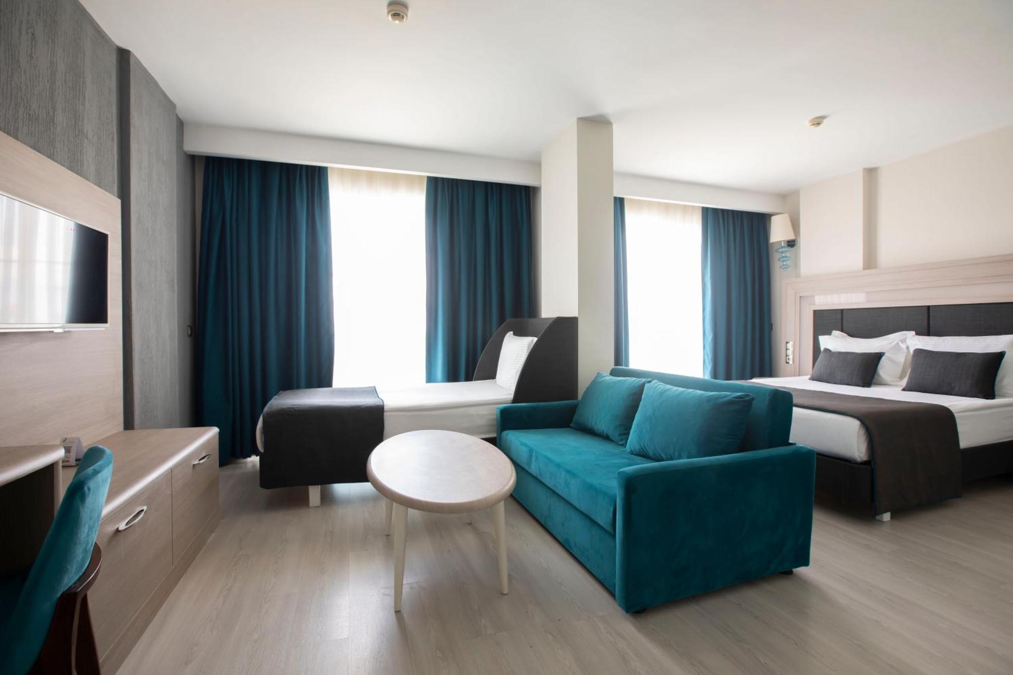Hotel Falcon 4*