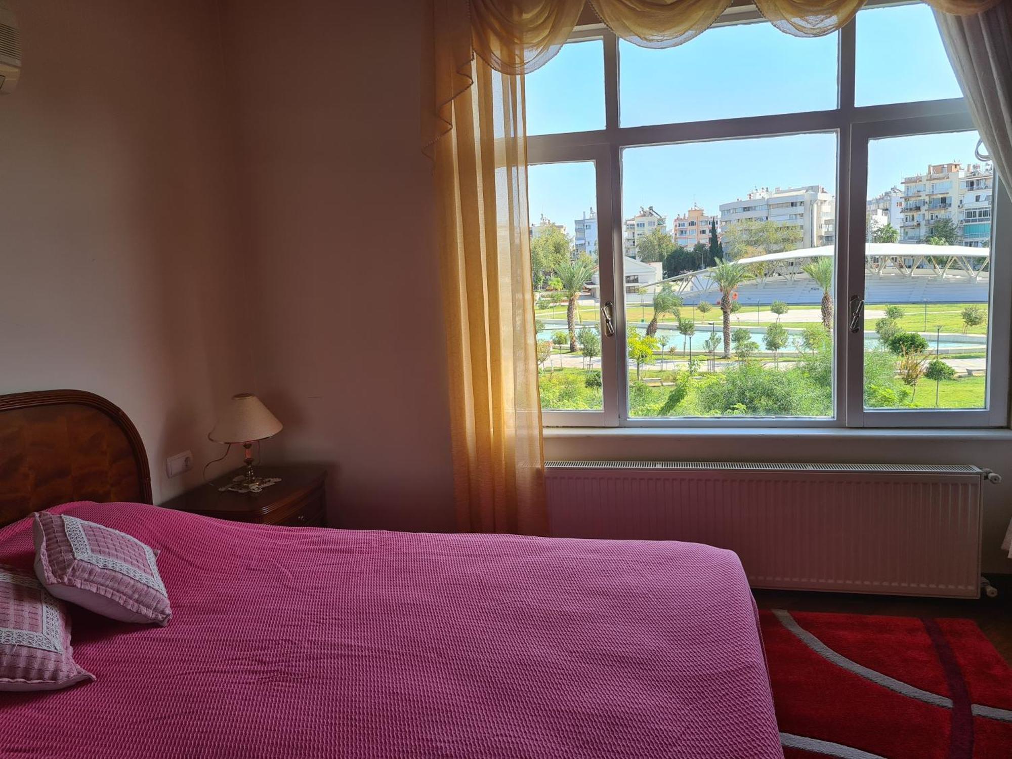 Otel Park & *