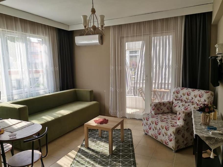 Apartment Ece