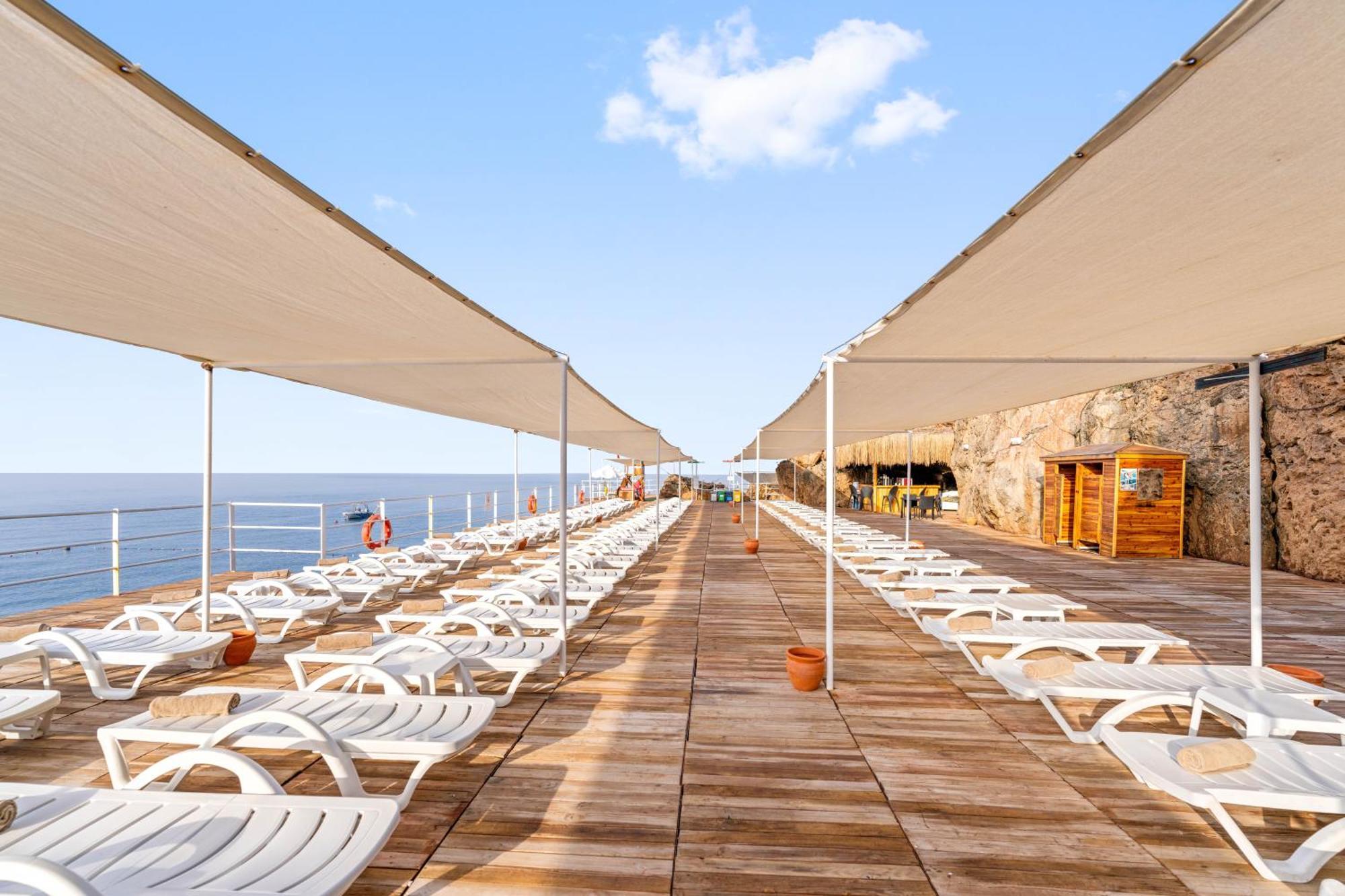 Falcon Hotel Antalya