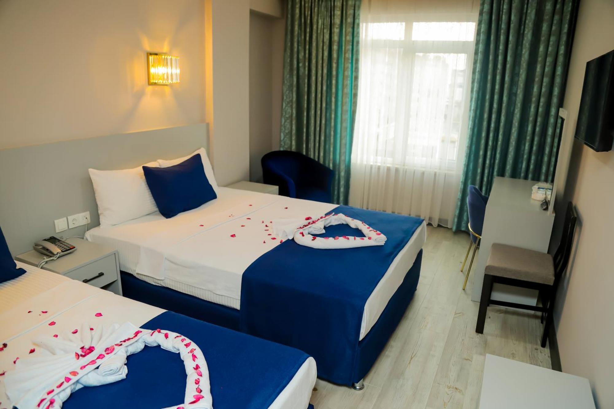Safari Hotel 3*