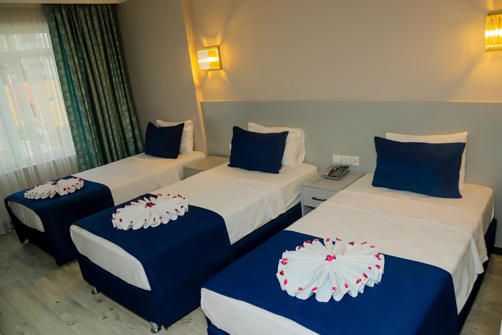 Hotel Safari 3*