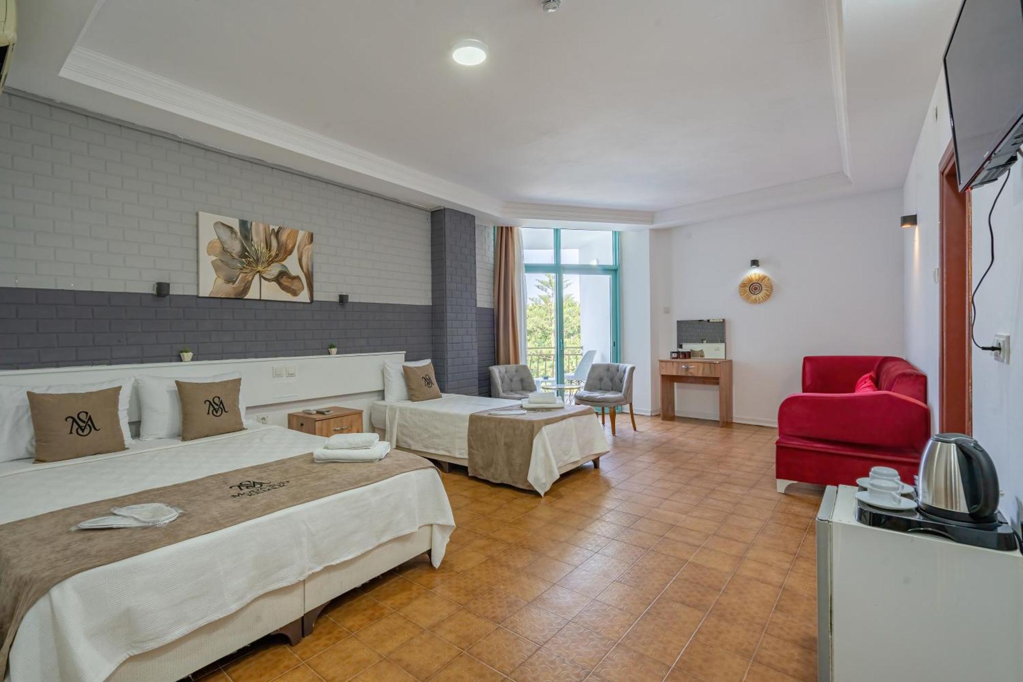 Moda Camyuva Hotel 3*