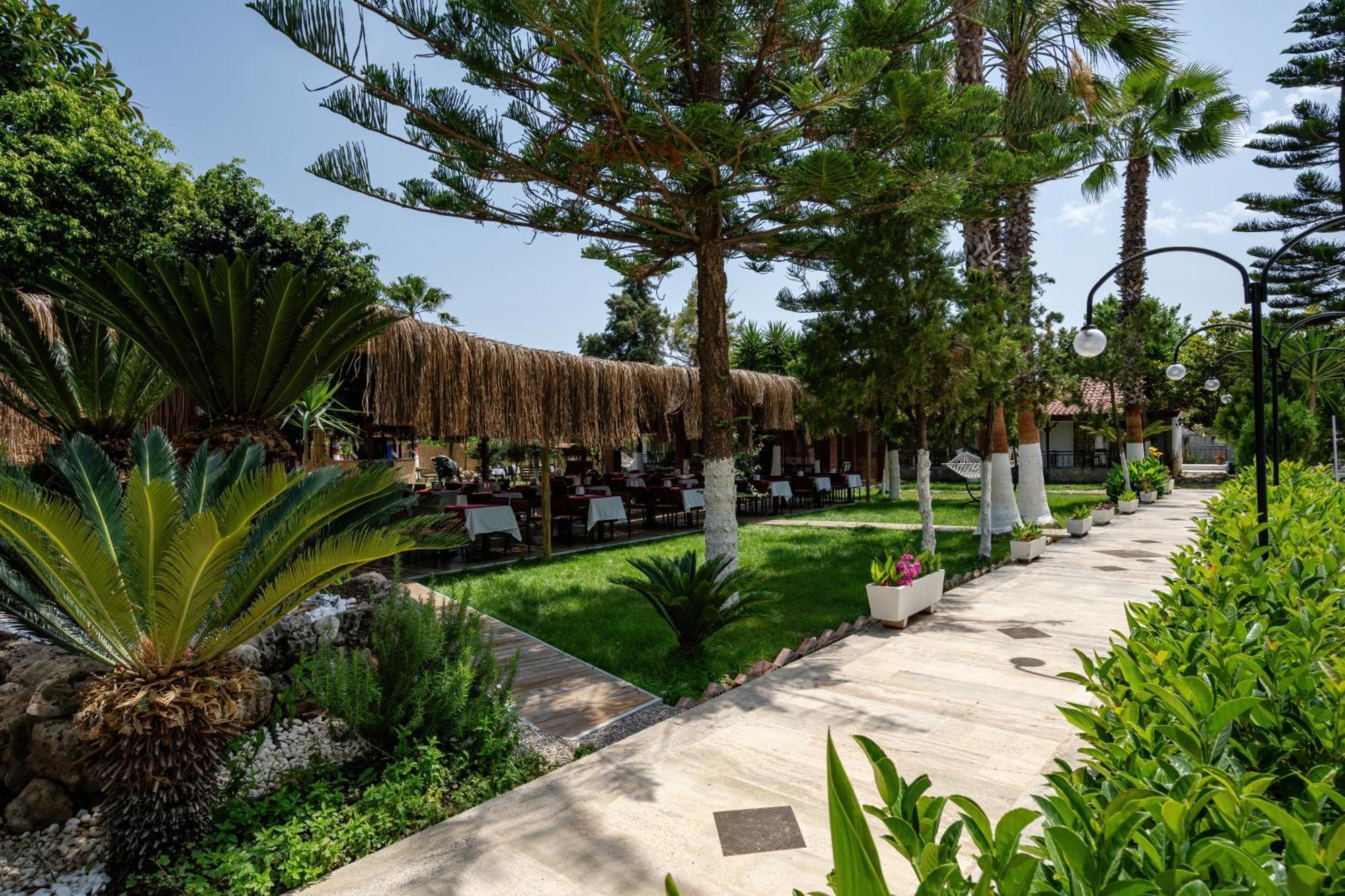 Hotel Moda Camyuva 3*