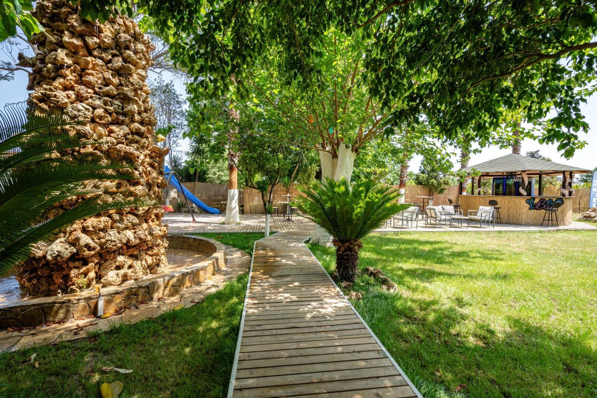 Hotel Moda Camyuva