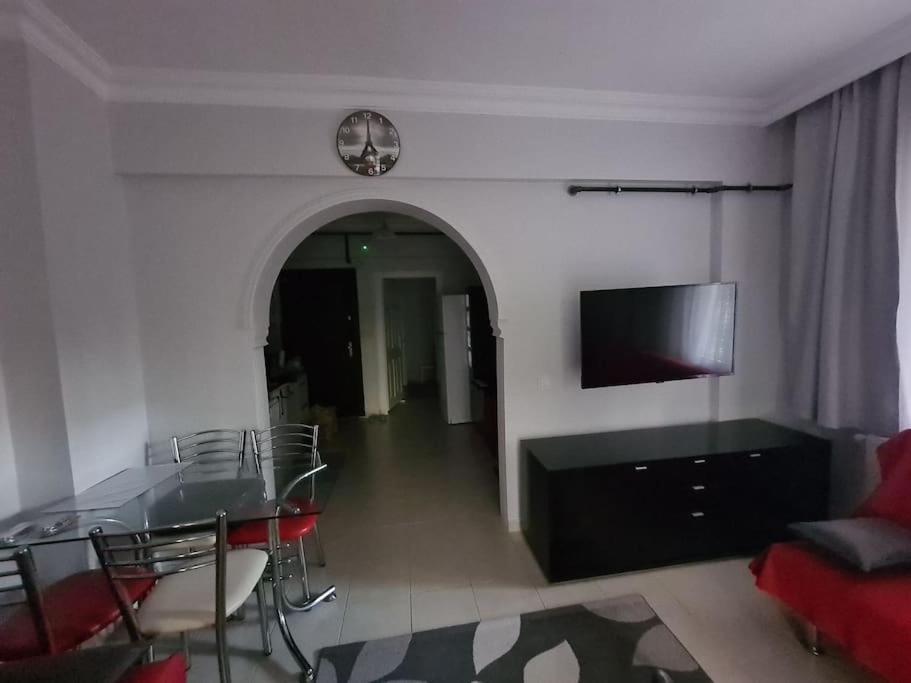 Karpuzkaldlran Karslsl Muestakil Girisli Bahceli Apartment *