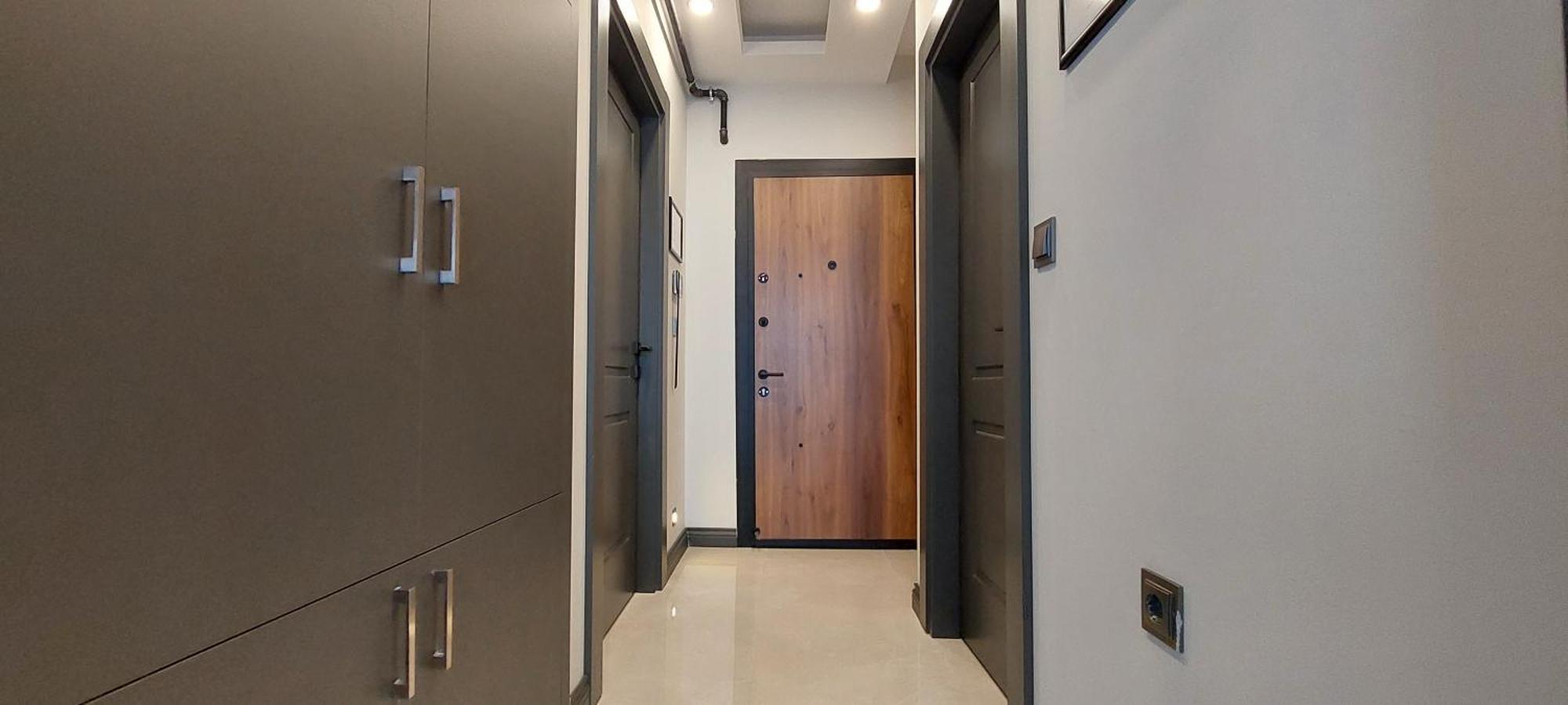 New Flat With Big Living Spaces 4 Near By Lara Apartment