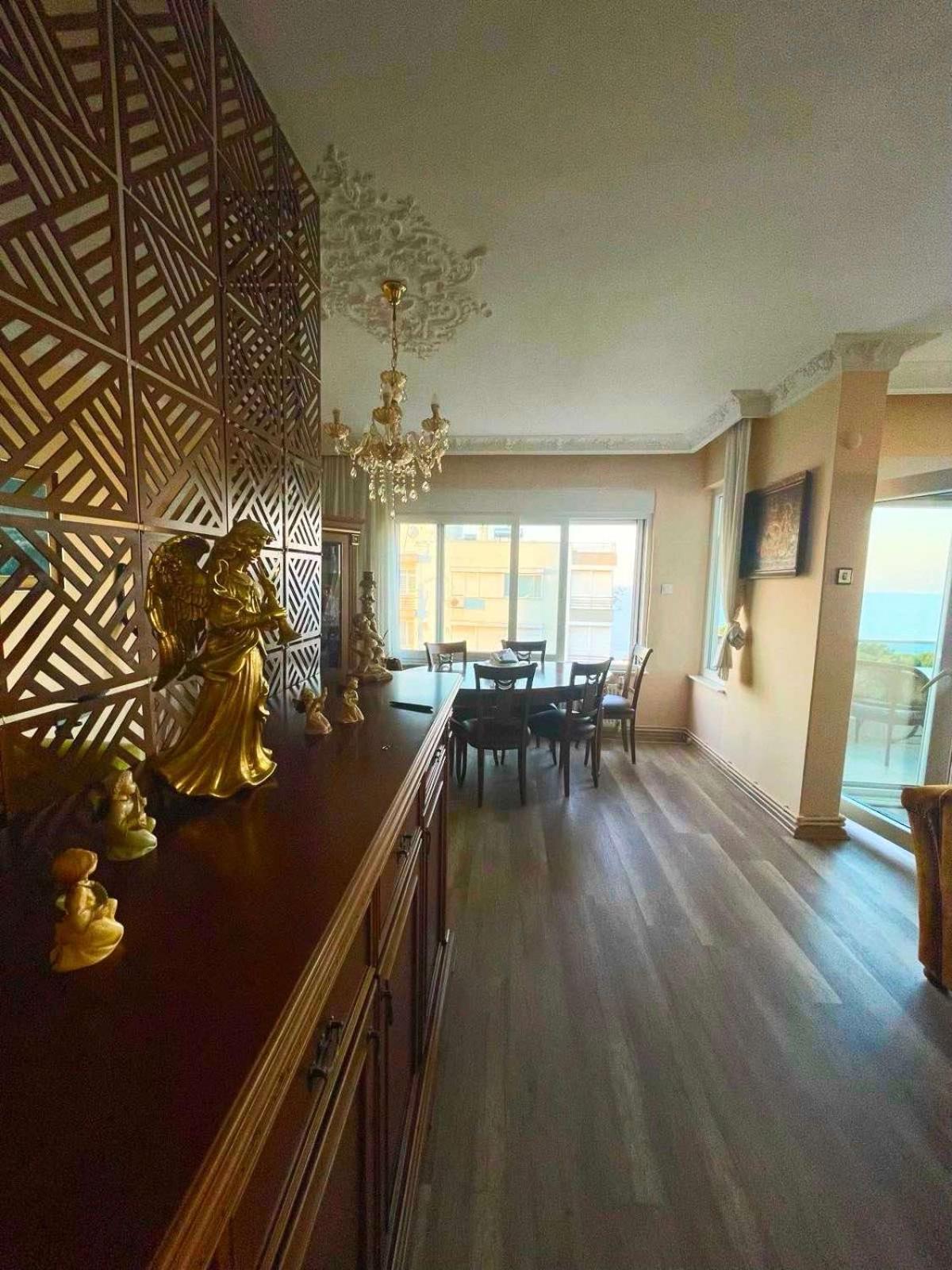 With Sea View, Right In The Center