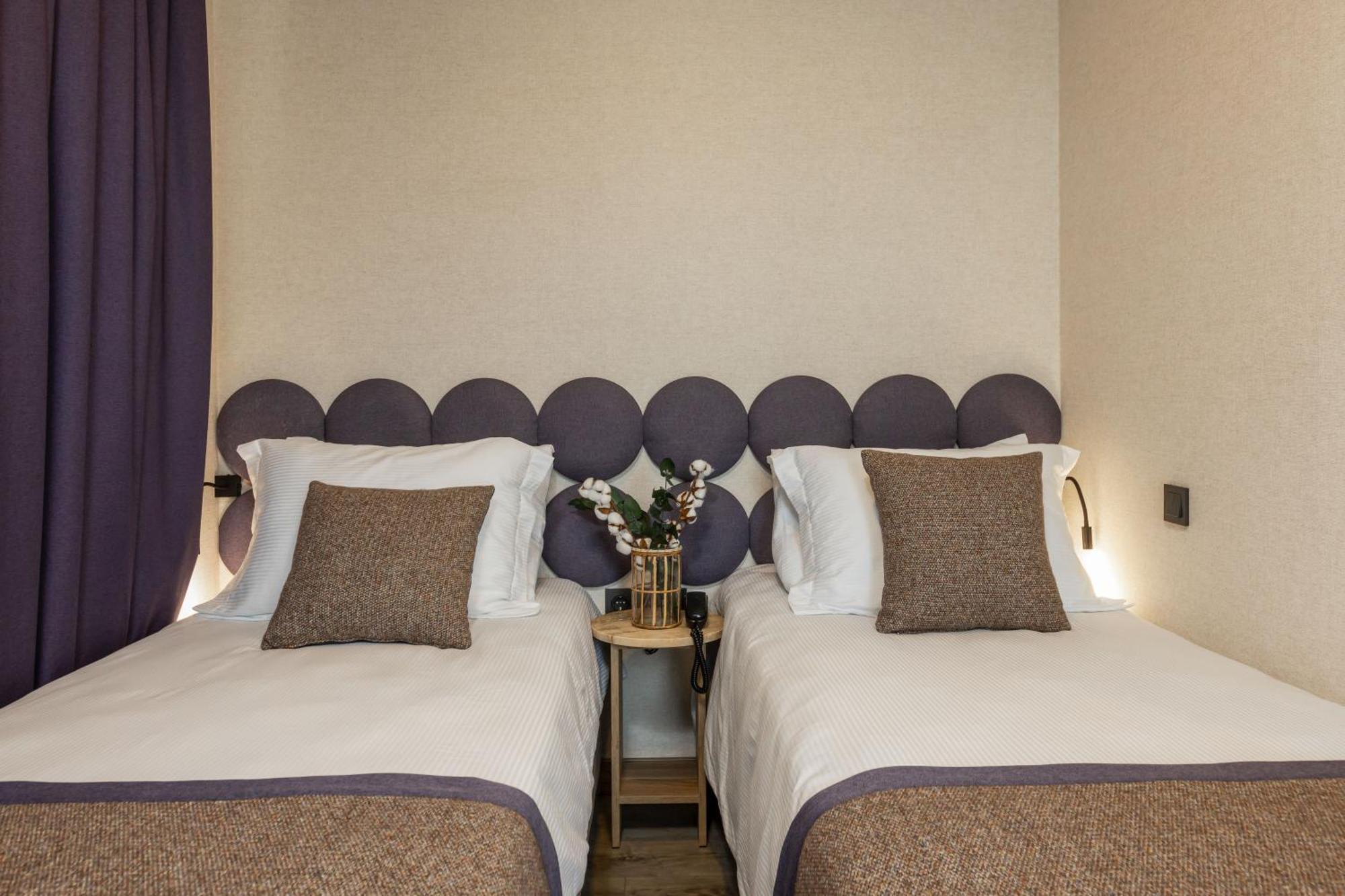 Ema Hotel