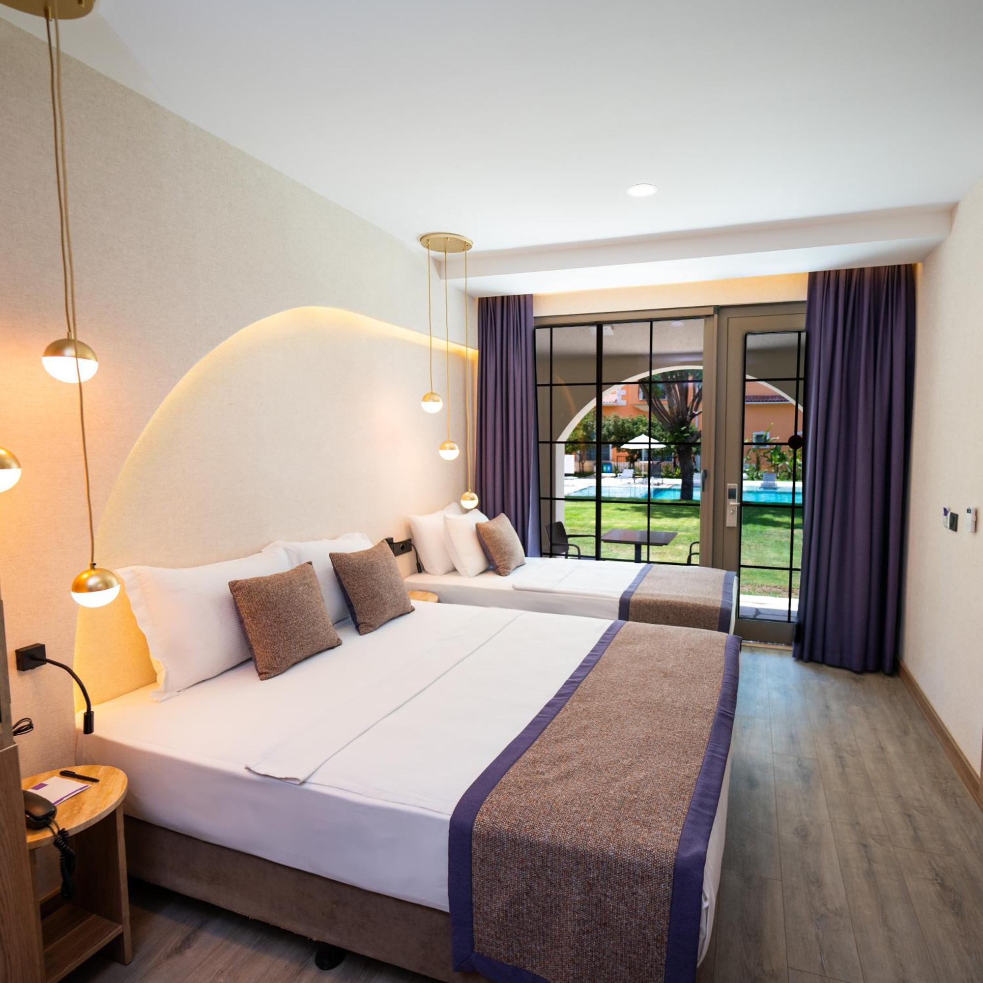 Hotel Ema