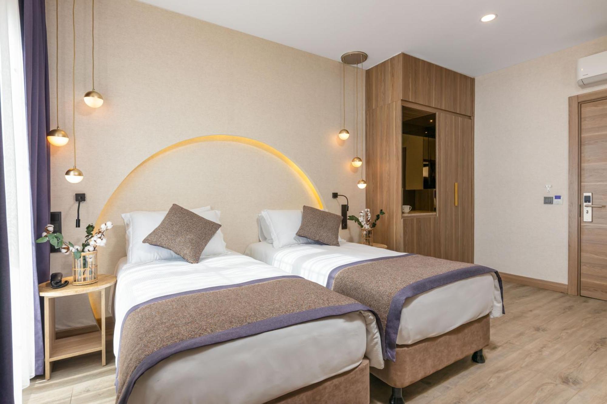 Ema Hotel