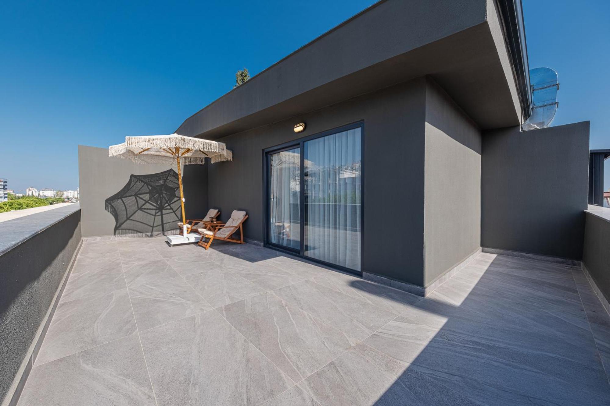 Nuca Homes Hotel *