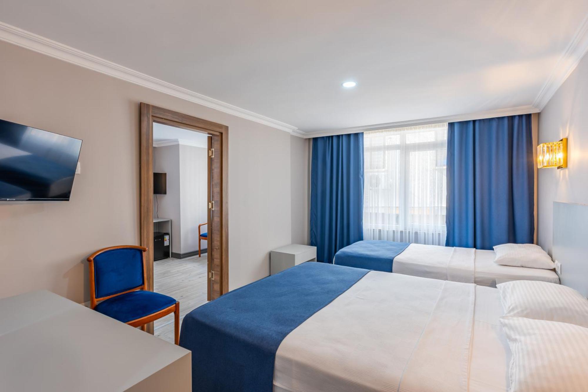 Safari Hotel