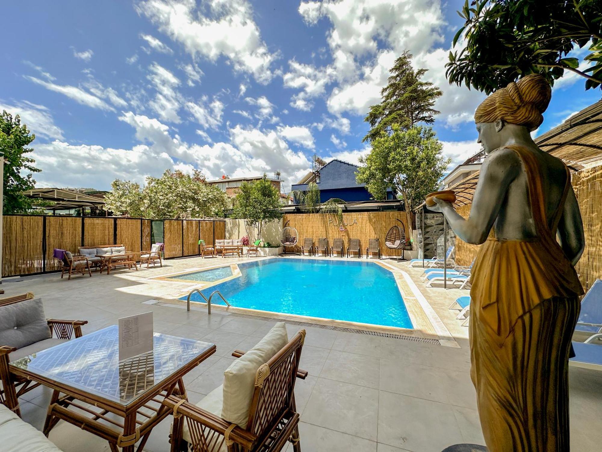 Hotel Vois Kemer