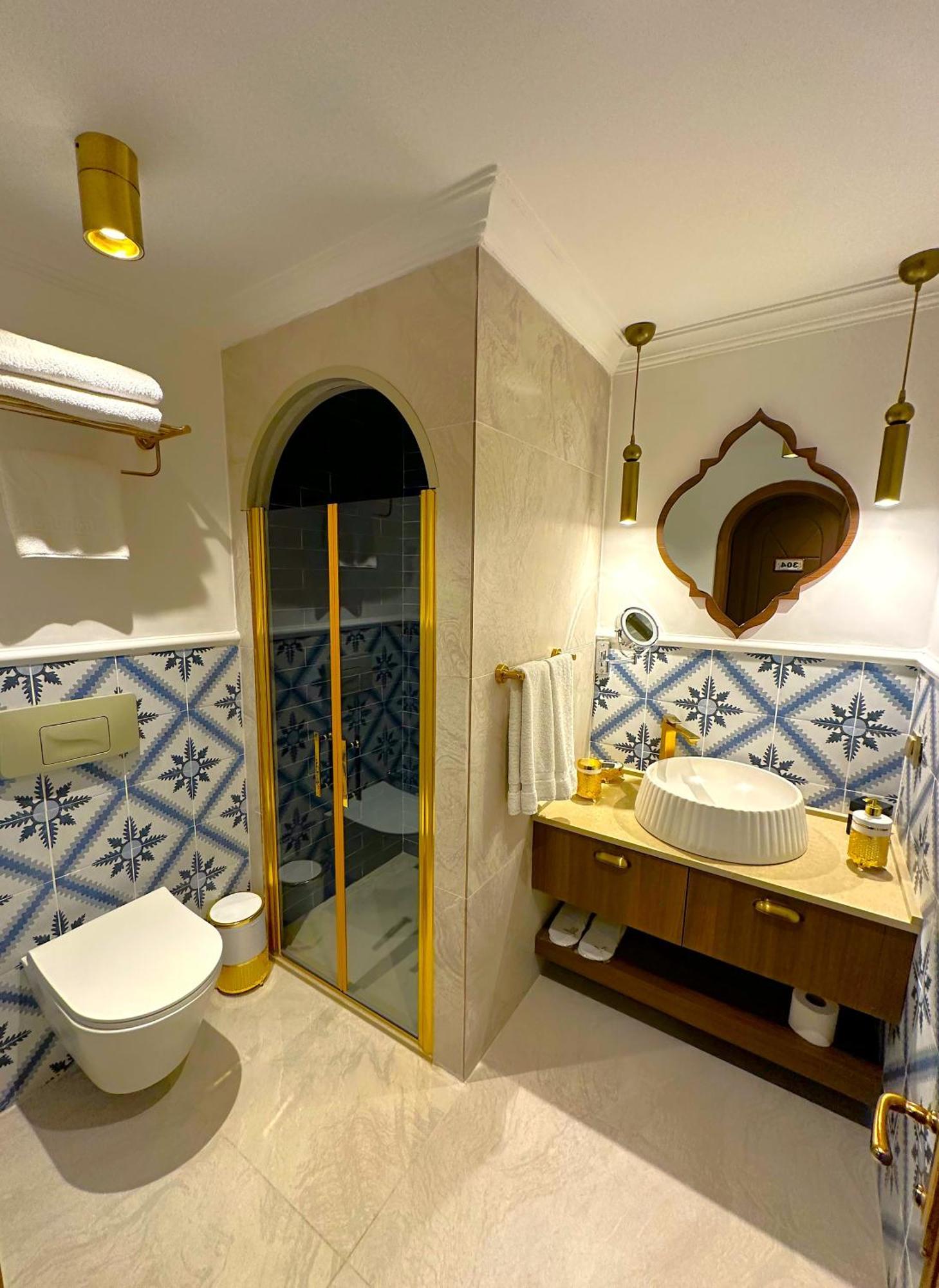 Otel Adalya Port 4*