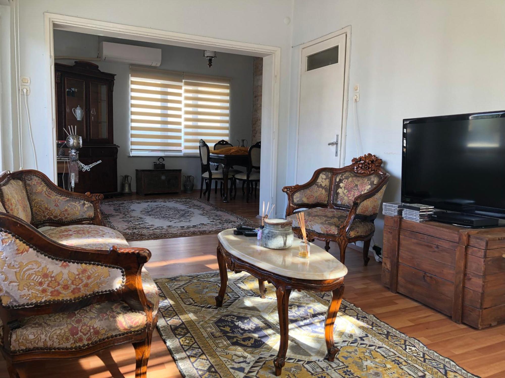 Tarihi Kaleici Muethis Lokasyon 2+1 Uygun Fiyat Apartment
