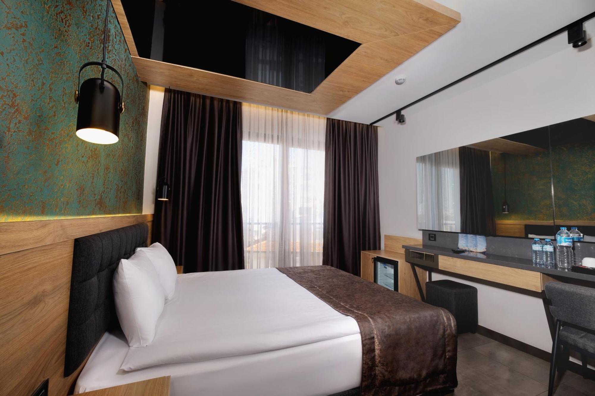 Hotel Peramis & 3*