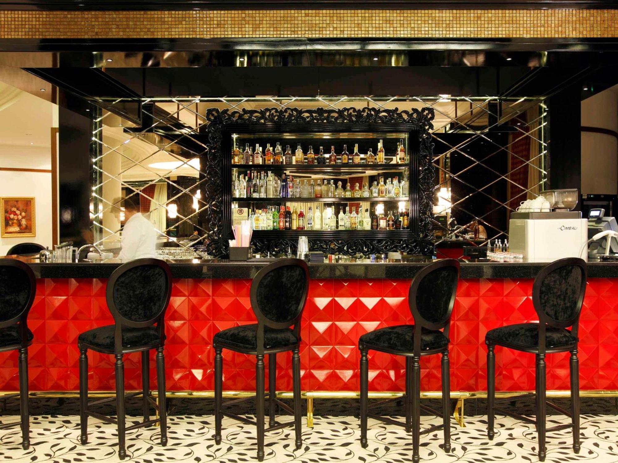 Rixos Downtown - The Land Of Legends Access Antalya