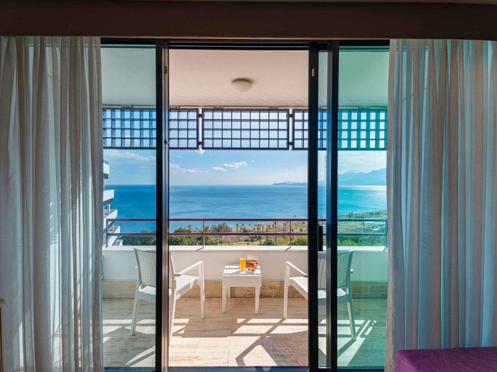 Rixos Downtown - The Land Of Legends Access Hotel 5*
