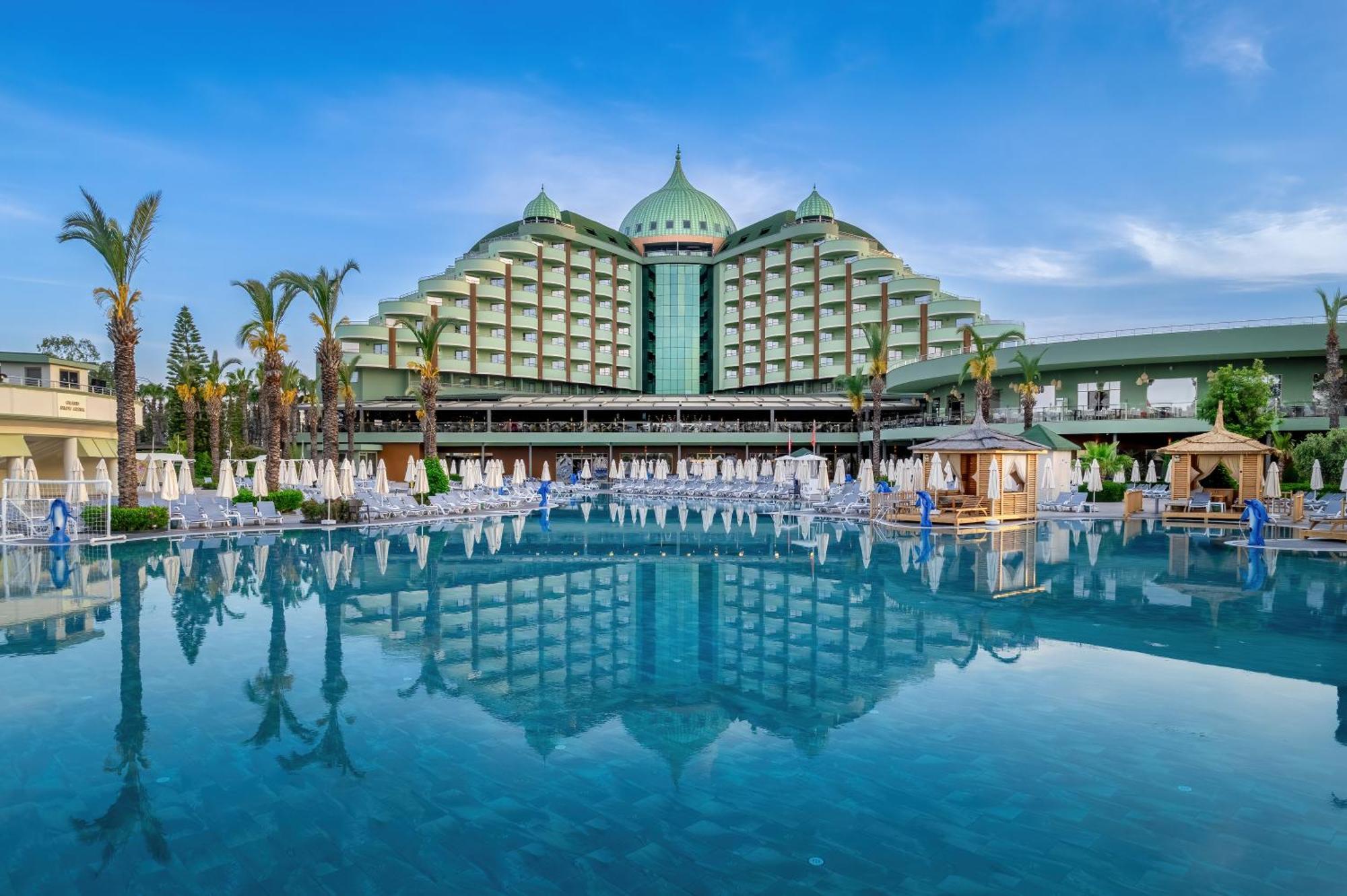 Resort Delphin Palace 5*