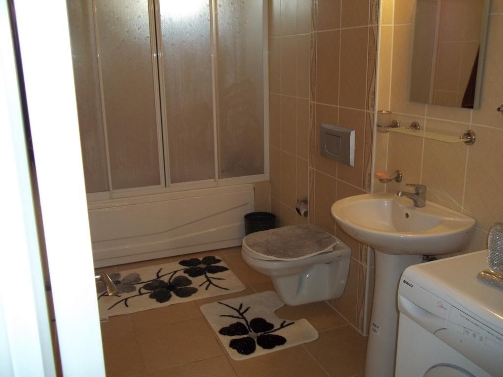 Ceylan Apartment