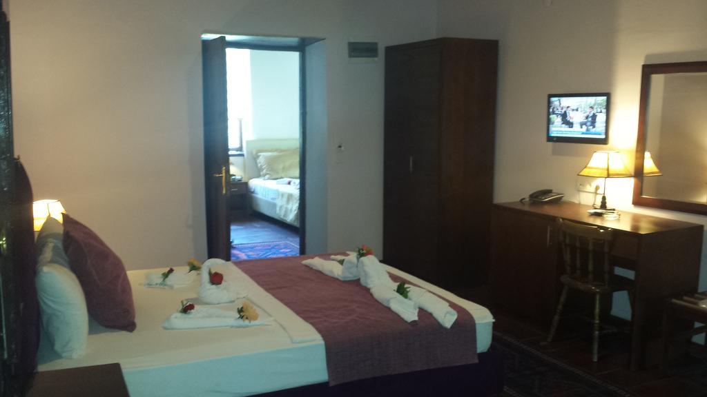 Kaleici Ozkavak Hotel 2*