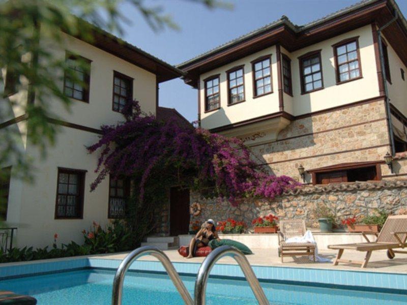 Hotel Tuvana