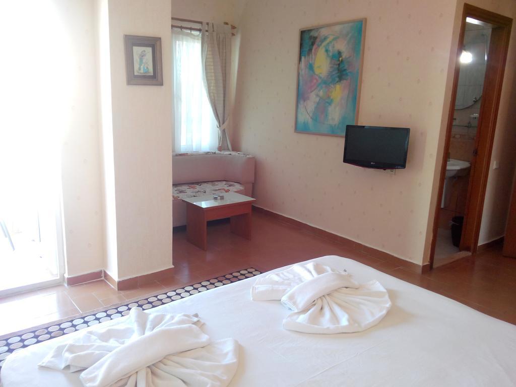 Otel Gulizar 2*