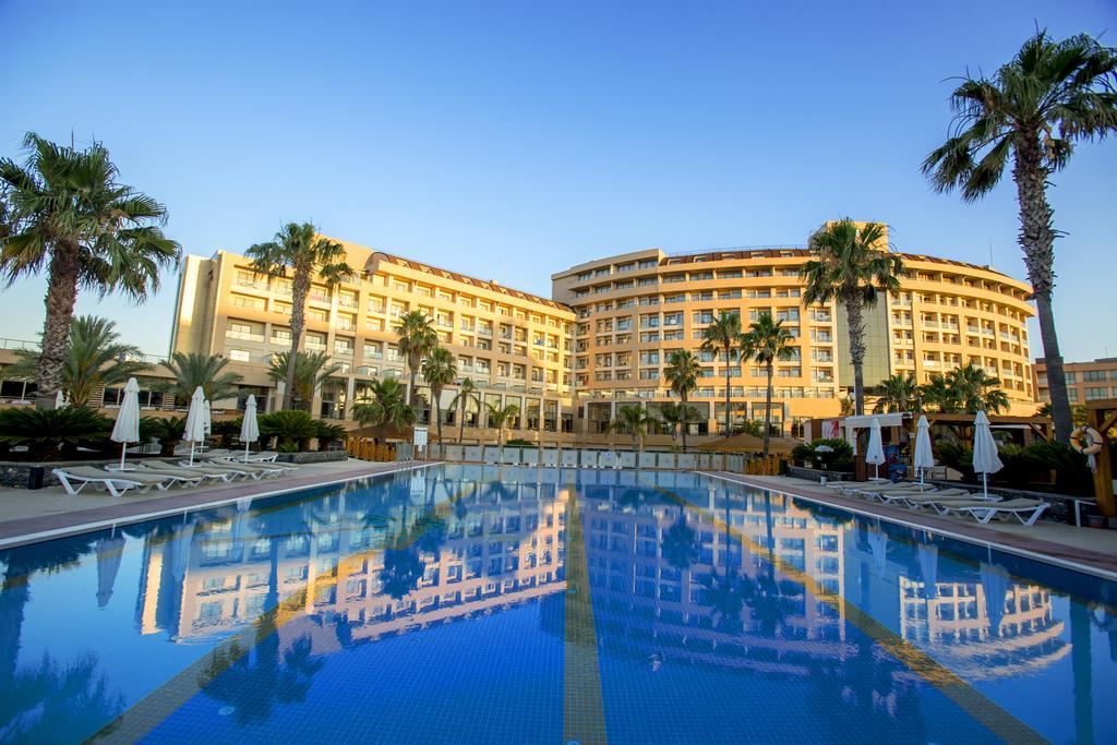 Resort Fame Lara & Spa Antalya