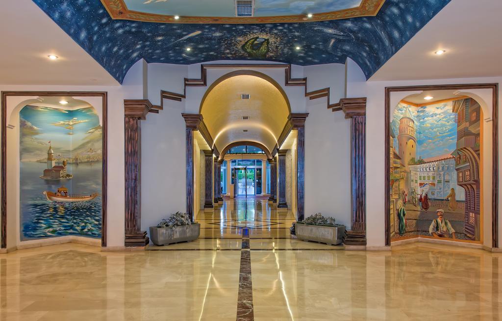 Hotel Adonis